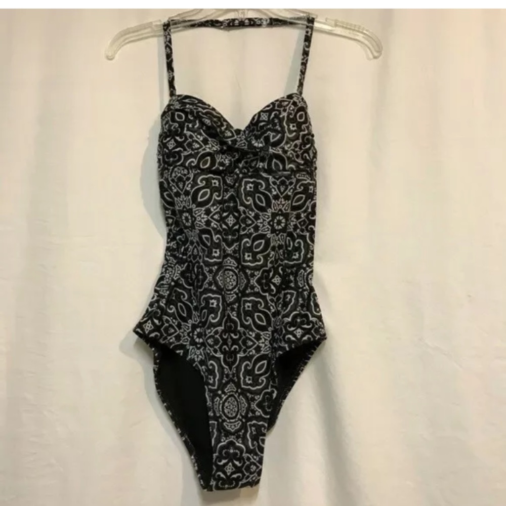 LeTarte Luxe twist front swimsuit NWT sz. S